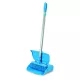 Igeax élelmiszeripari billenős szemetes lapát és seprű 28cm széles, 80cm nyéllel kék 0,5 mm