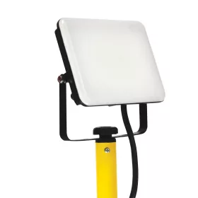Commel LED munka reflektor 30W tripod állvánnyal, 3200 lm