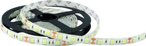 Commel LED szalag 5050 SMD (60 led fény/méter) RGB színes, távirányítóval 5 m