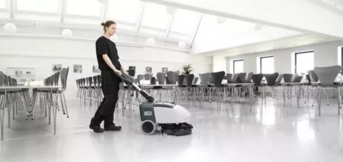 Nilfisk SC351 FULL PKG gyalogkíséretű padlótisztító gép 