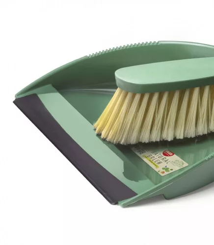 Fass Natural Green szemeteslapát kézi seprűvel, gumi éllel